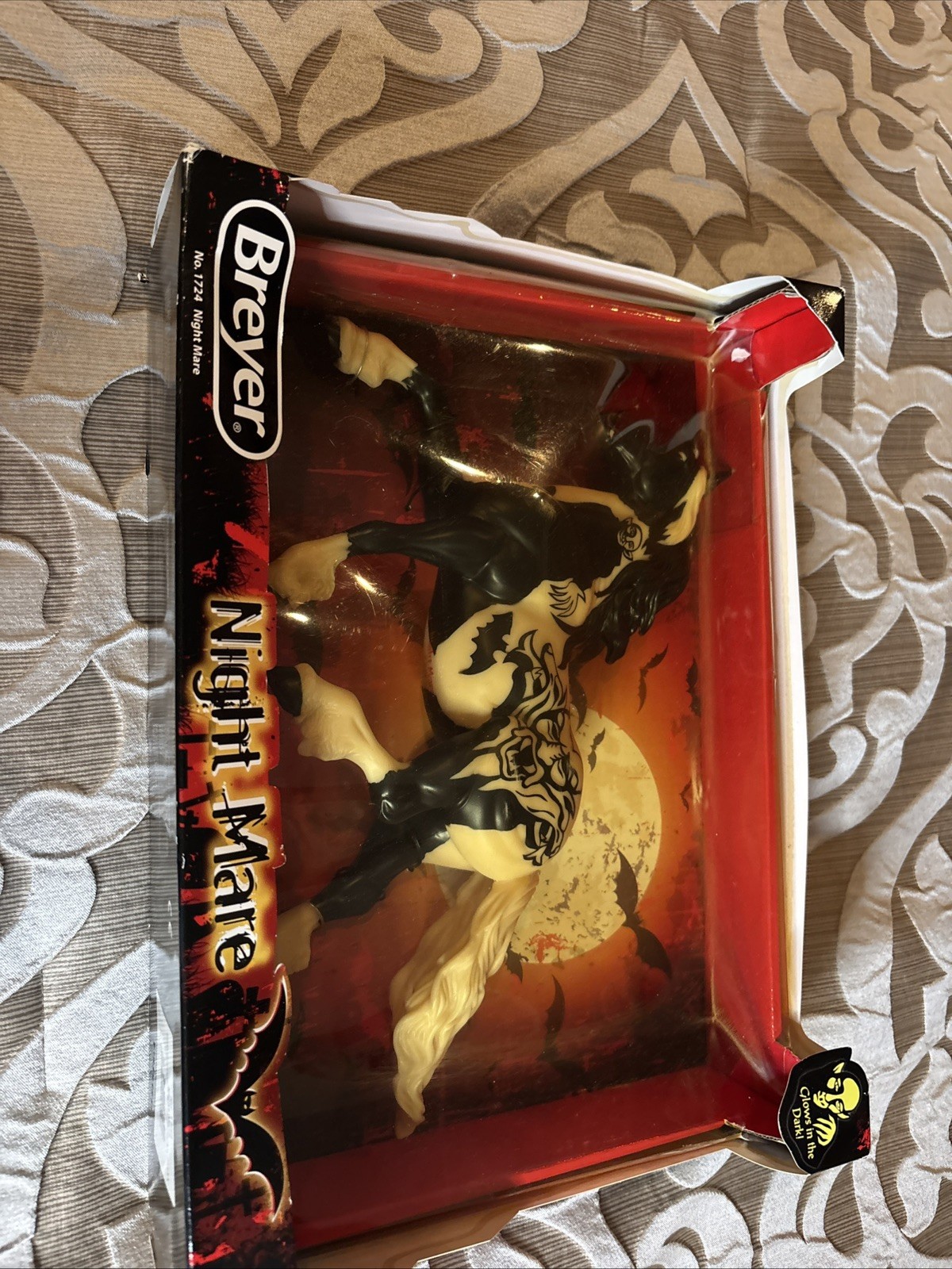 Breyer Horse #1724 Night Mare Halloween Dracula Goffert Glow-in-Dark Box 2014 SR