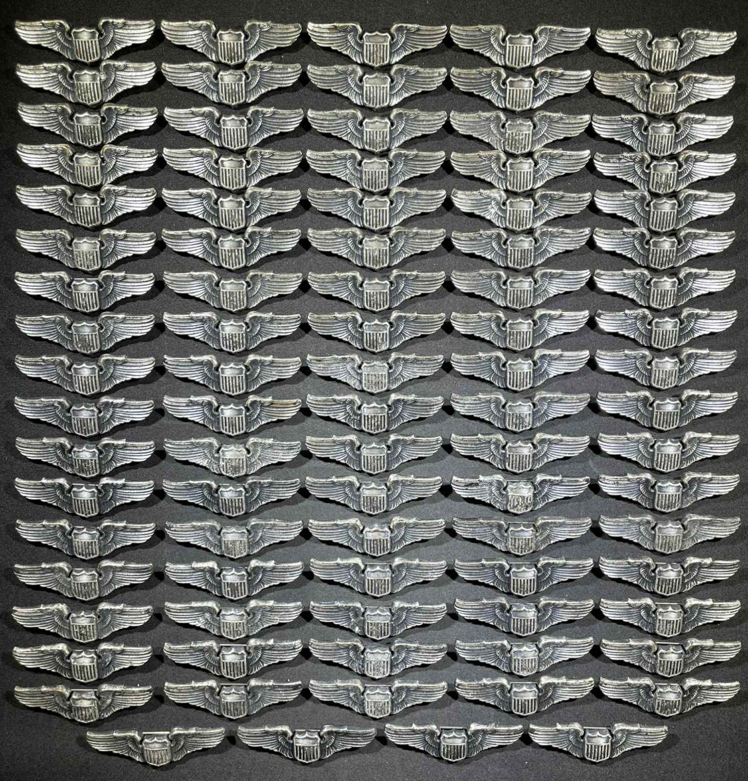 ONE WW2 WWII US Army Air Force USAAF VANGUARD Air Crew Pilot Wings 2\