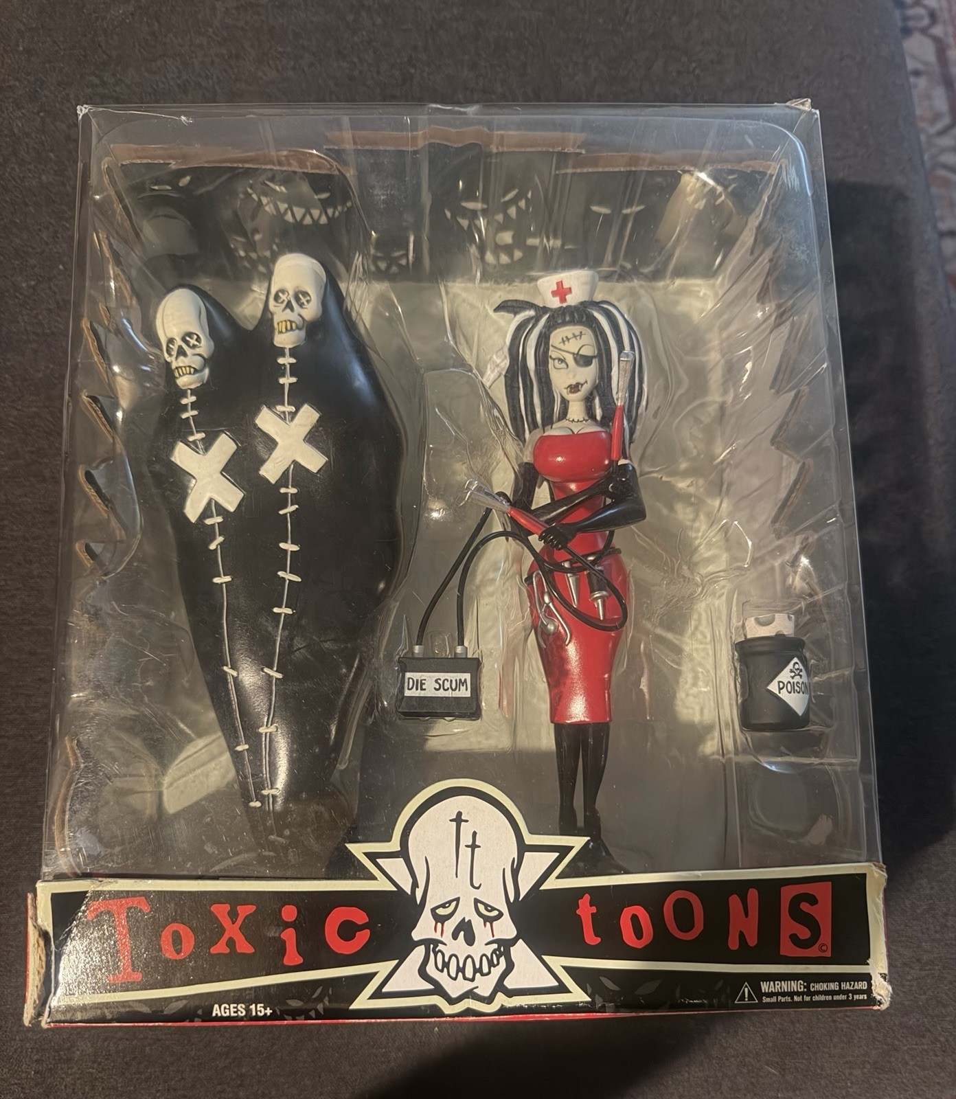 Toxic Toons Mezco Toys Miss Cery & The Body Bag Brothers Figure Eric Pigors 2004 Toxic Toons Mezco Toys Miss Cery & The Body Bag Brothers Figure Eric Pigors 2004