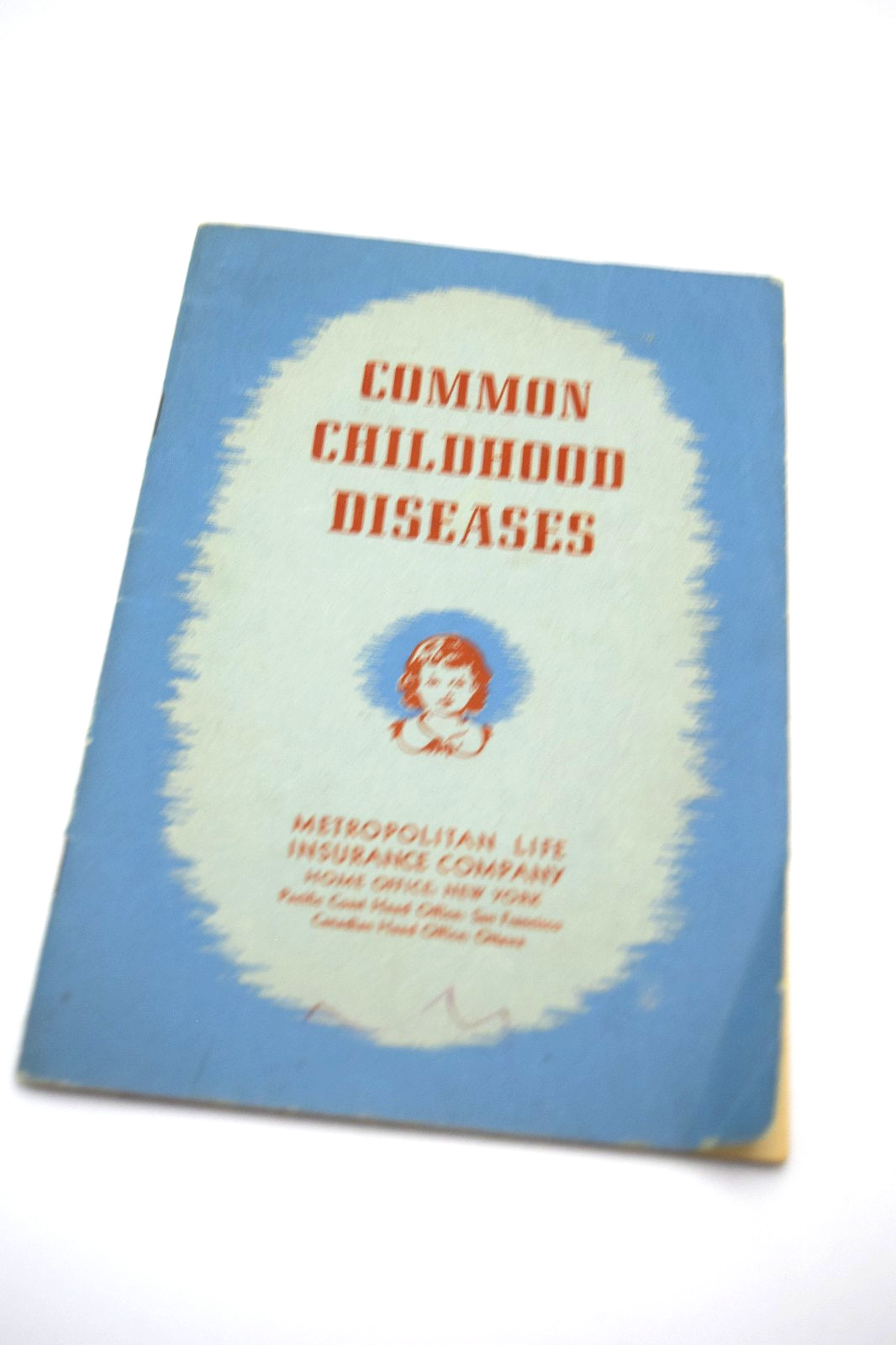 1948 Metropolitan Life Insurance Company Common Childhood Diseases Booklet