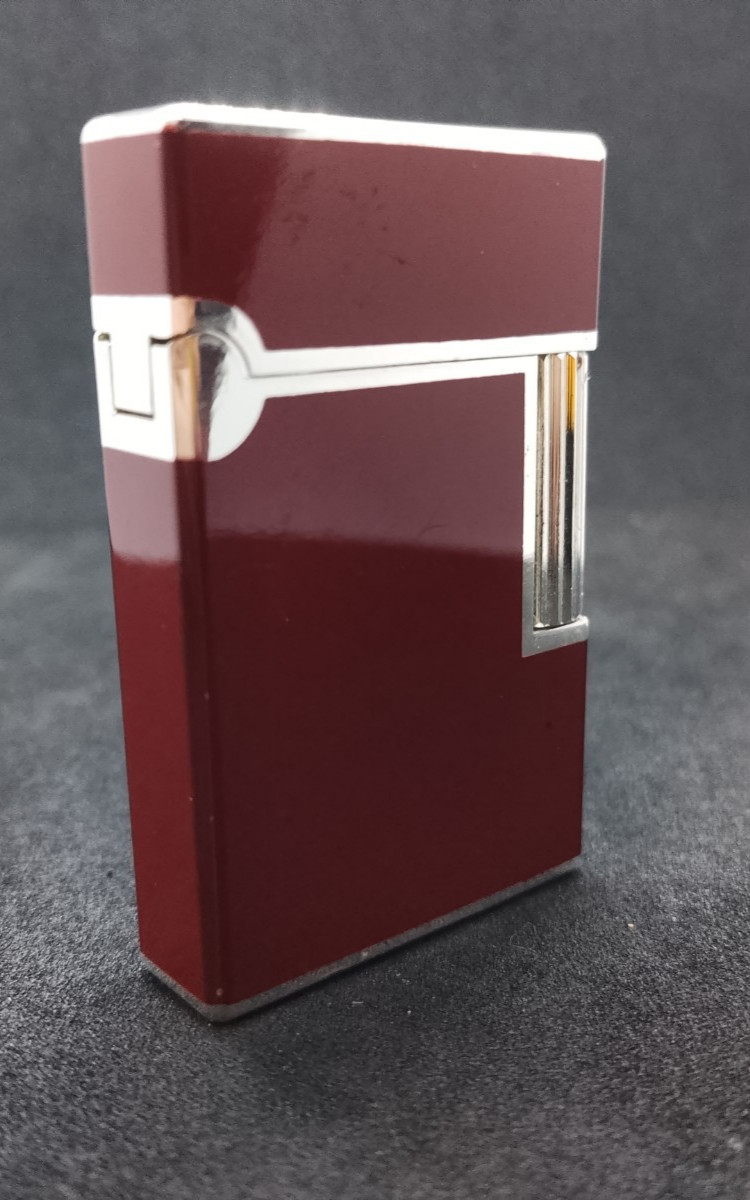 Vintage RR Luxury Gas Pocket Lighter - Bordeaux Red Lacquer & Silver Trim - Rare Vintage RR Luxury Gas Pocket Lighter - Bordeaux Red Lacquer & Silver Trim - Rare