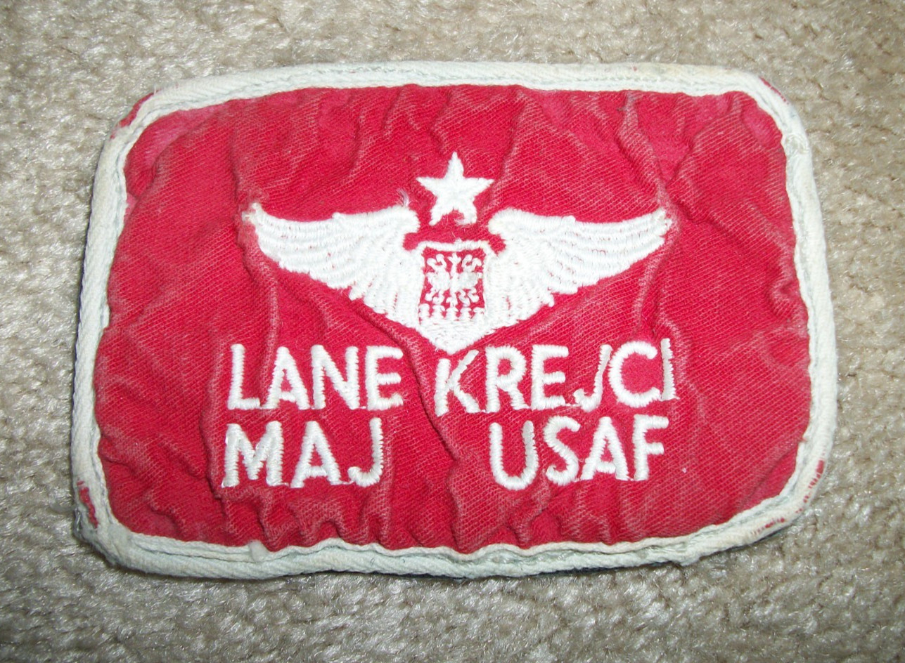 1970s USAF F-111 Aardvark Navigator Vietnam Flight Jacket Suit Name Badge Patch