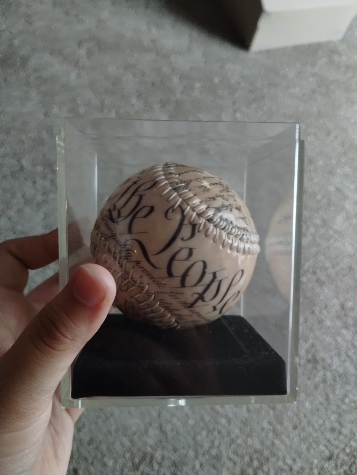 National archives U.S constitution 'We the people' souvenir collectible baseball National archives U.S constitution 'We the people' souvenir collectible baseball