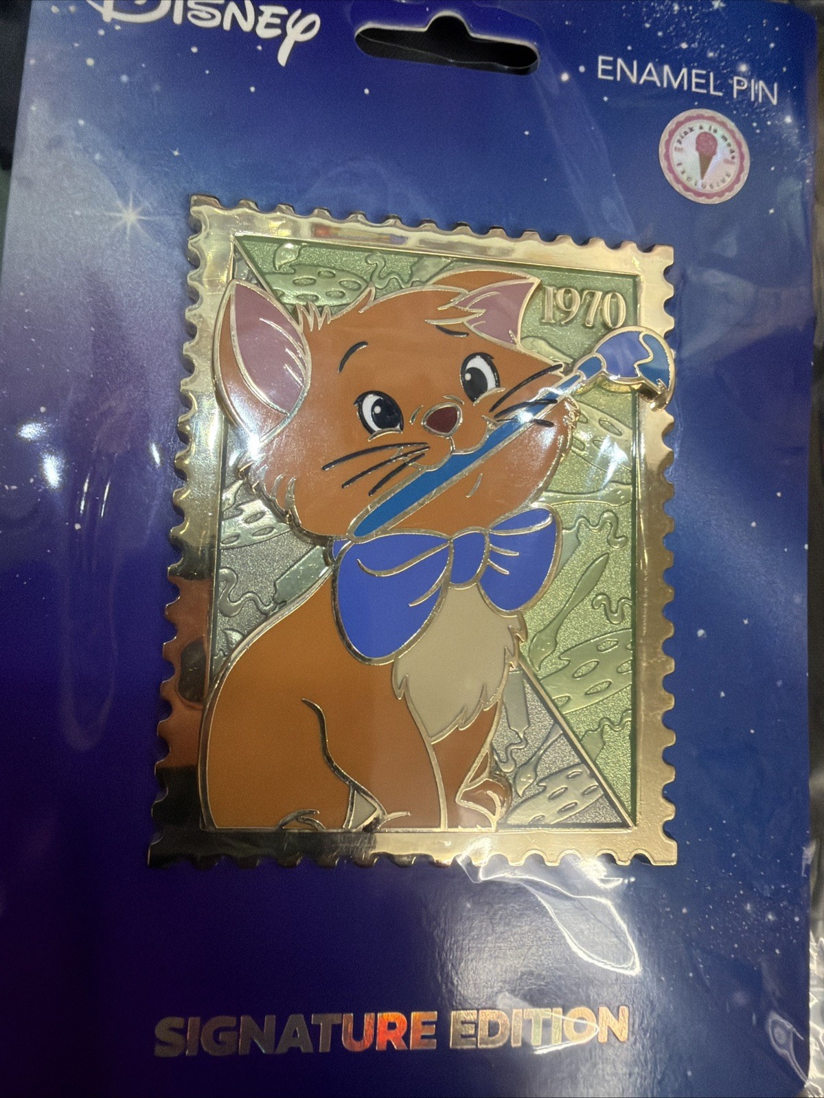Toulouse PALM LE400 Disney Royal Stamp Jumbo Pin Toulouse PALM LE400 Disney Royal Stamp Jumbo Pin