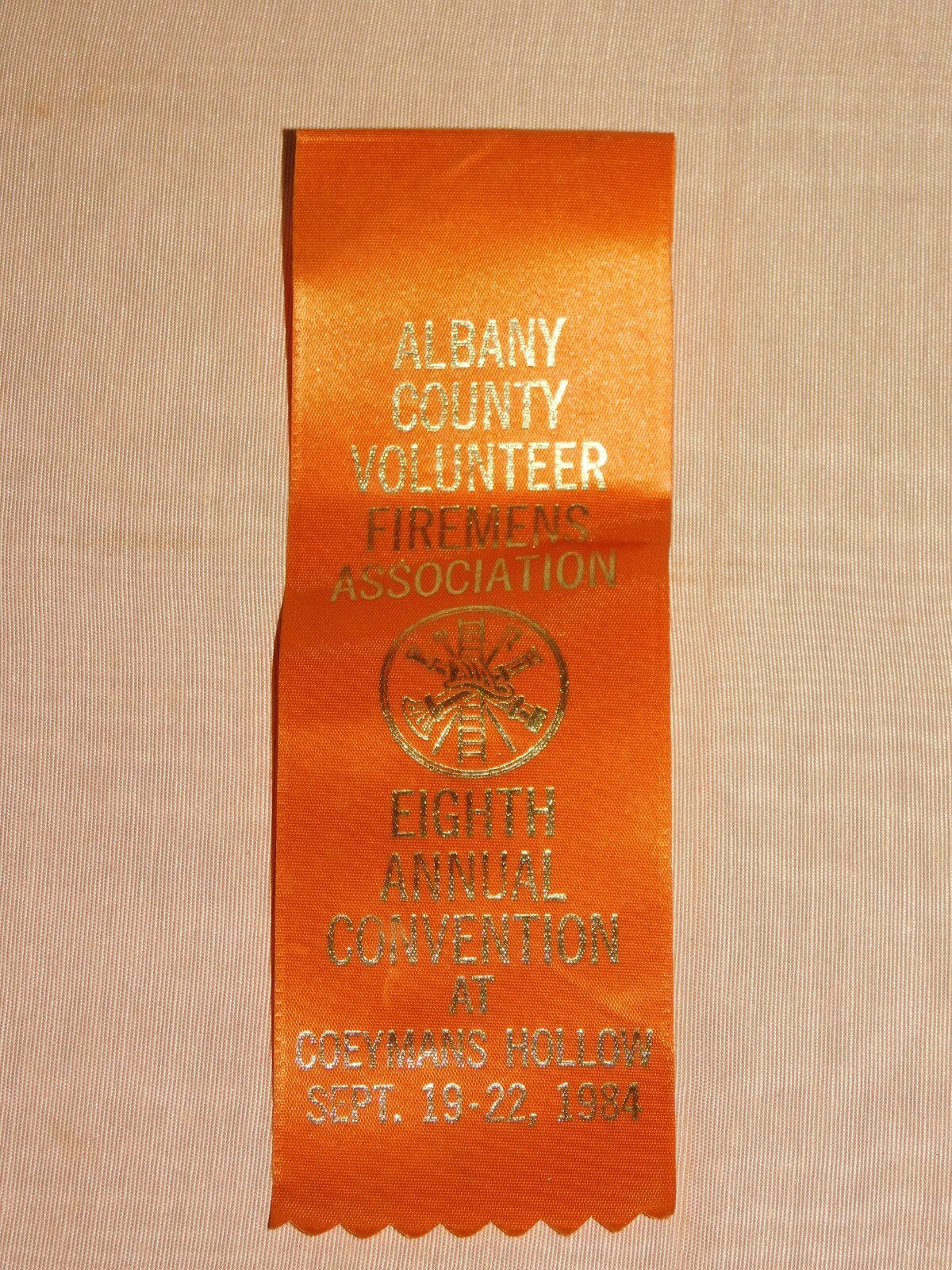 VINTAGE 1984 ALBANY VOLUNTEER FIREMEN\'S ASSN CONVENTION COEYMANS HOLLOW RIBBON VINTAGE 1984 ALBANY VOLUNTEER FIREMEN\'S ASSN CONVENTION COEYMANS HOLLOW RIBBON