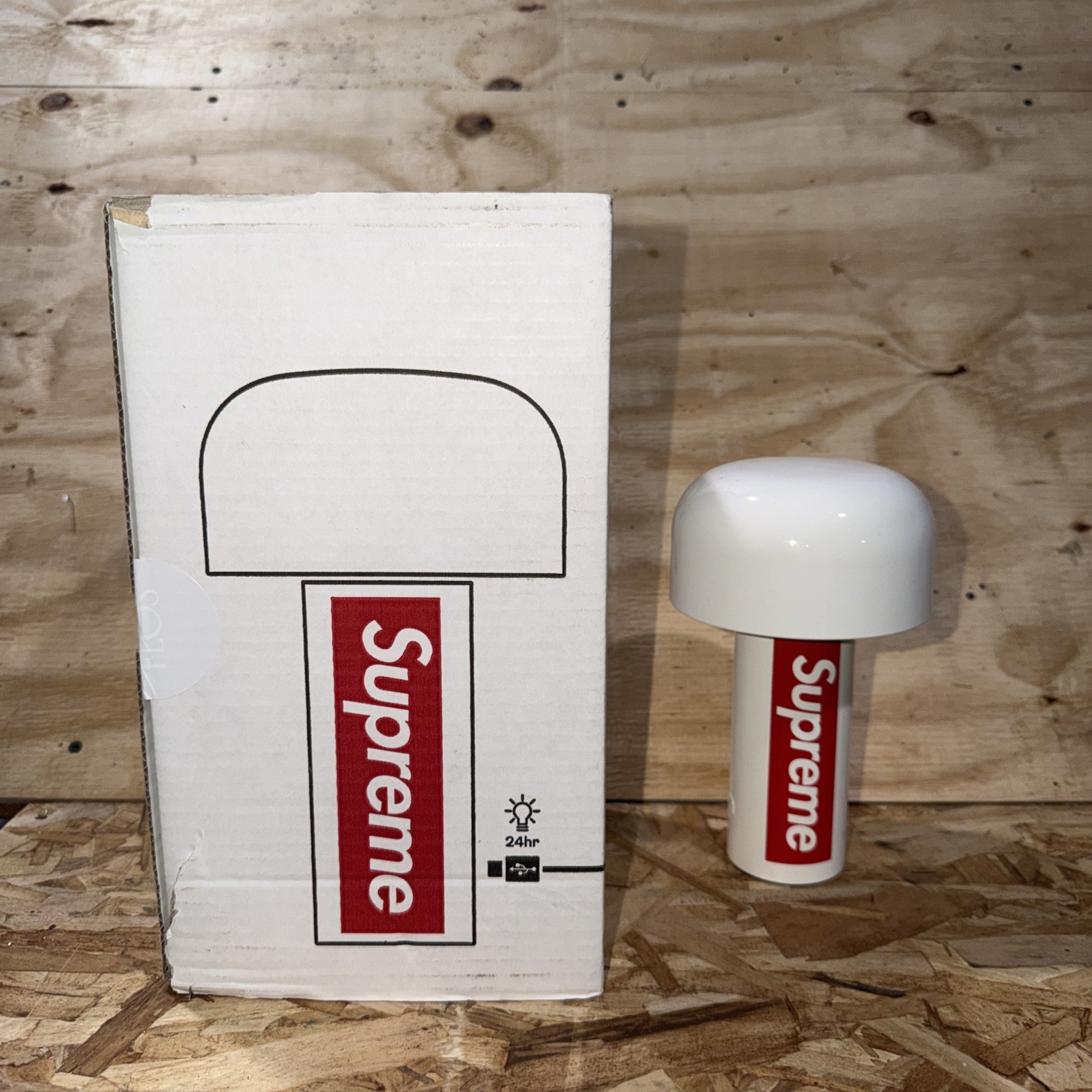 Supreme x FLOS Bellhop Lamp Red White Portable Table Light Full Kit Box