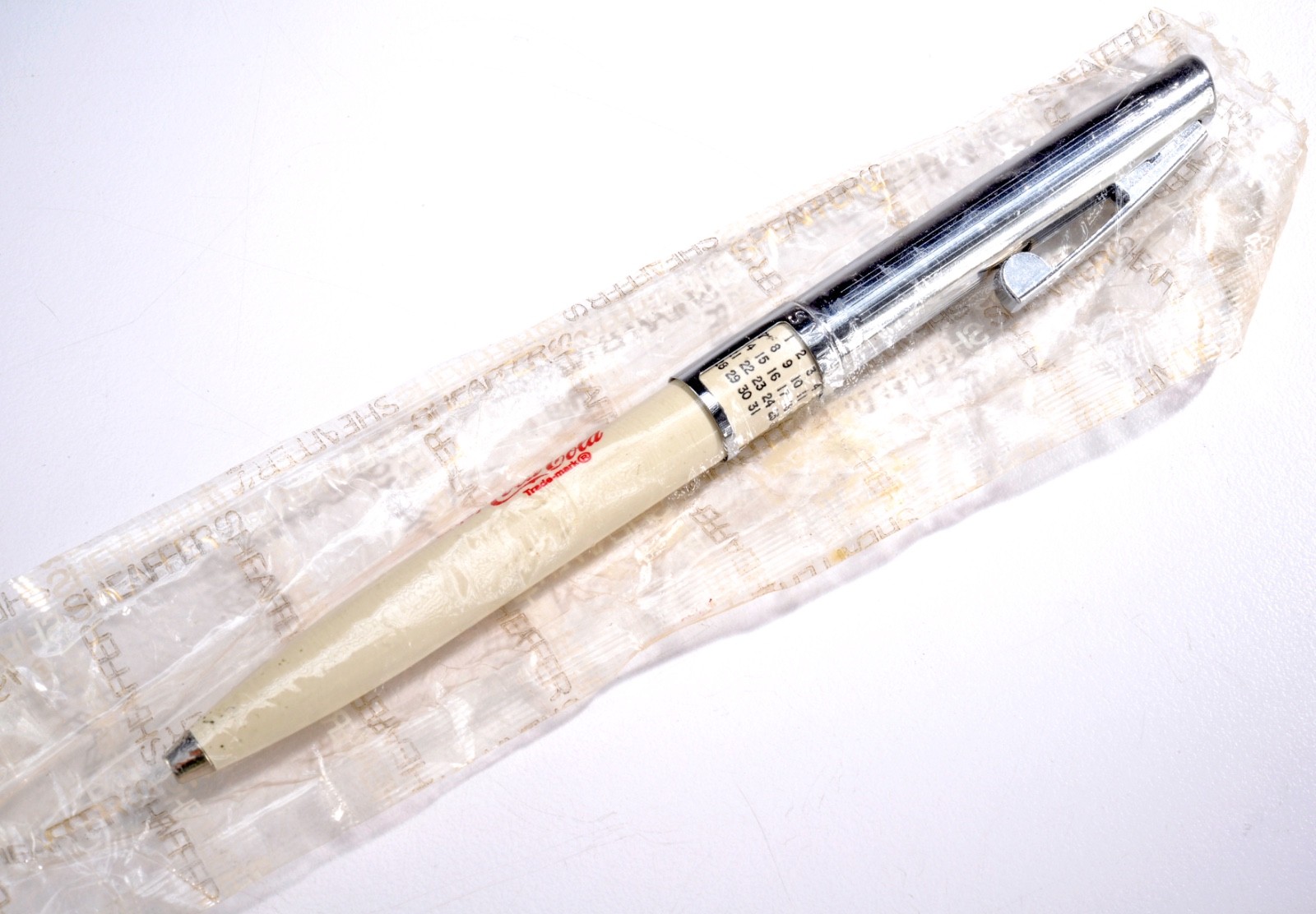 Vintage 1940\'s-1950\'s Sheaffer Calendar Coca Cola Advertising Pen - N.O.S. #3 Vintage 1940\'s-1950\'s Sheaffer Calendar Coca Cola Advertising Pen - N.O.S. #3