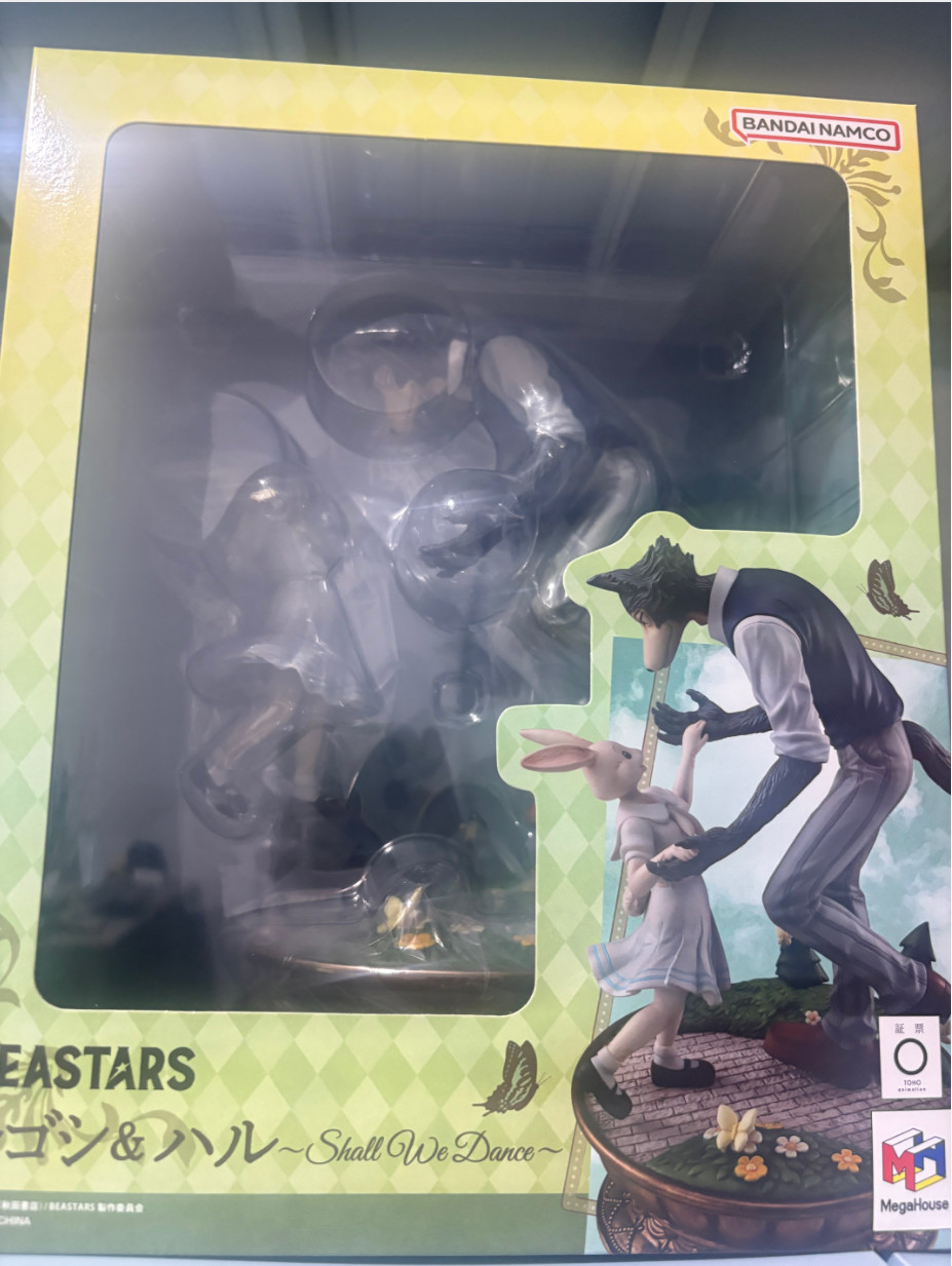 Beastars Legosi & Haru Shall We Dance Figure Model Set MegaHouse New In Stock Beastars Legosi & Haru Shall We Dance Figure Model Set MegaHouse New In Stock