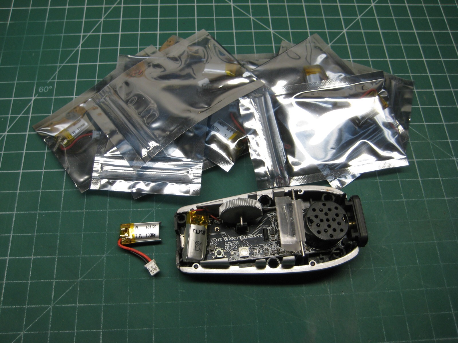 The Wand Company Star Trek TOS Phaser Replacement Battery