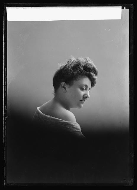 Photo:Mrs. F.M. Ridings Portrait 1903 1905