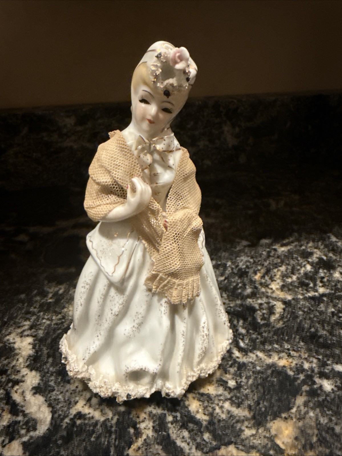 Vintage Lefton Victorian Lady Figurine With Shawl Spaghetti Trim Gold K8574-W 8”
