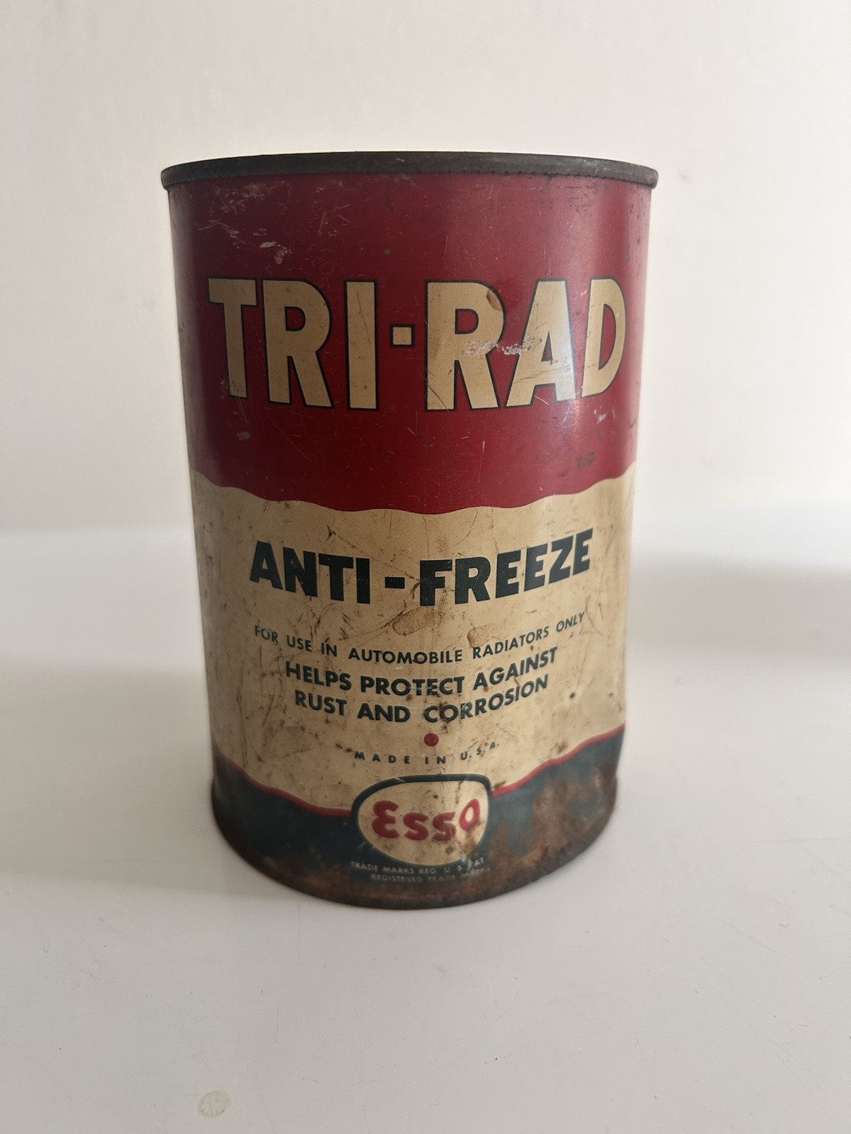 Vintage Esso Tri-Rad anti-freeze metal tin. 1 Quart