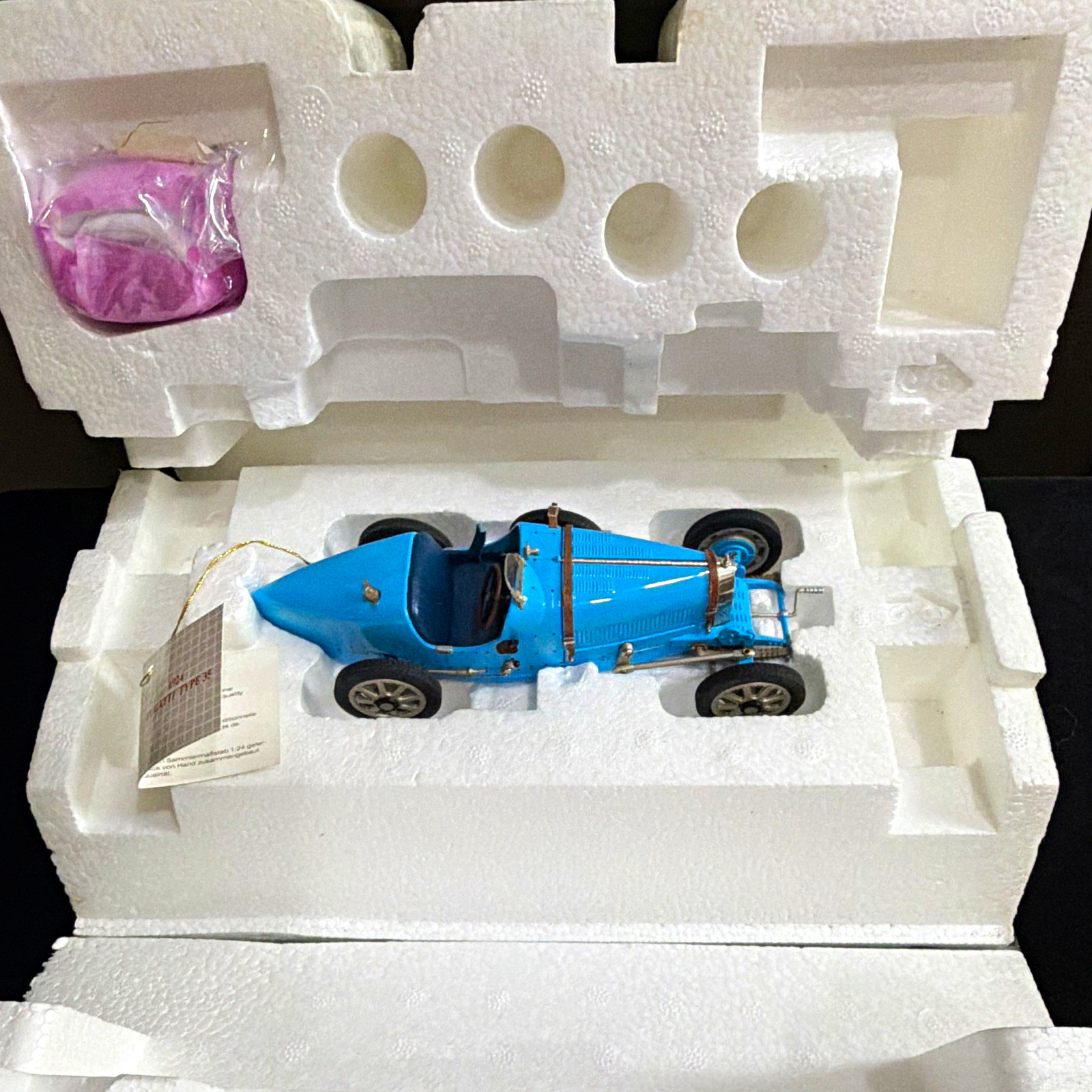 Bugatti Blue Vintage Race Car Model 1:18 Scale Collectible w/ Foam Packaging Bugatti Blue Vintage Race Car Model 1:18 Scale Collectible w/ Foam Packaging