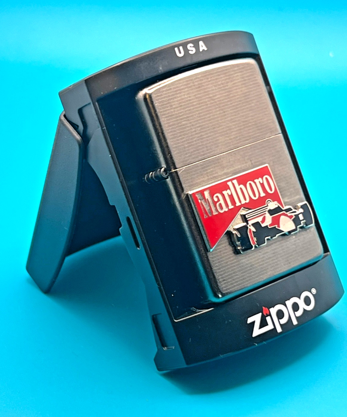 Brand New 2005 ZIPPO Lighter AWESOME Retro F 1 MOTOR SPORTS EMBLEM Linear Case Brand New 2005 ZIPPO Lighter AWESOME Retro F 1 MOTOR SPORTS EMBLEM Linear Case