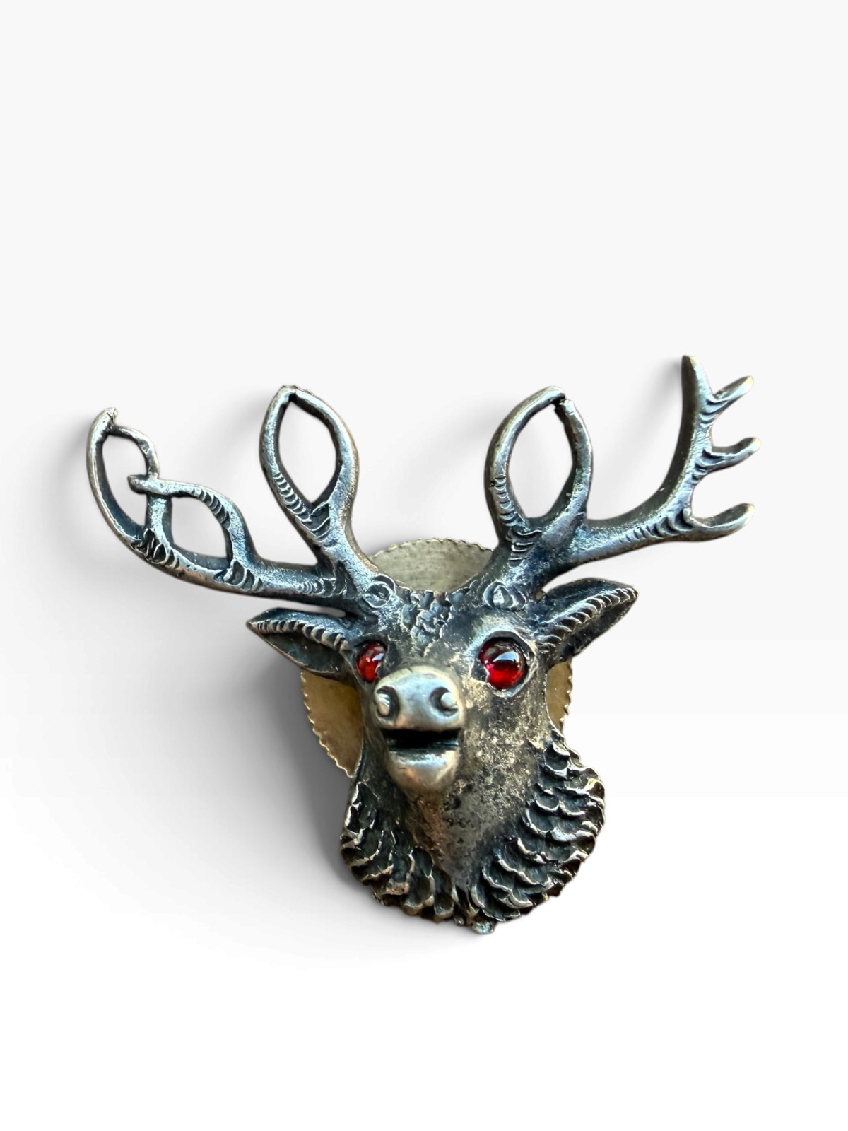 VINTAGE BPOE ELKS STERLING SILVER 1890 ORDER W/RED EYES PIN SCREWBACK VINTAGE BPOE ELKS STERLING SILVER 1890 ORDER W/RED EYES PIN SCREWBACK