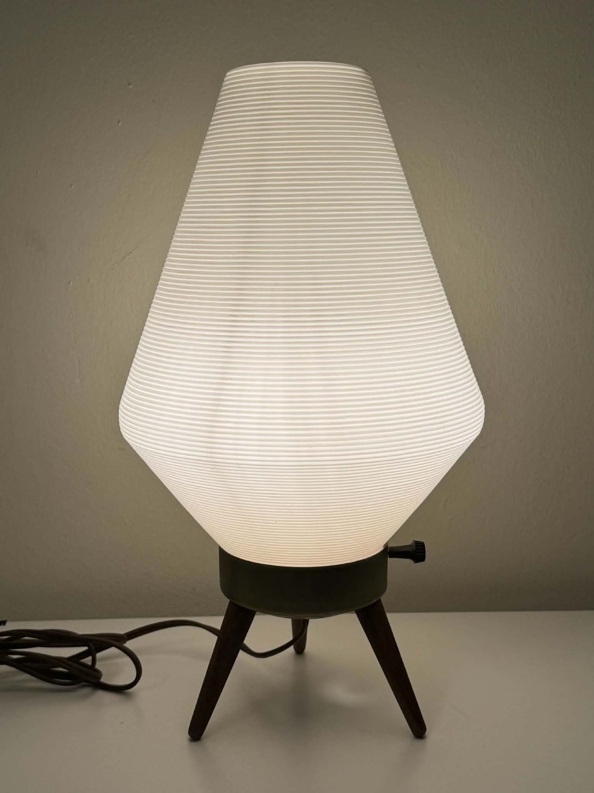 Vintage MCM Atomic Ribbed Plastic Beehive Shade w/Wood Tripod Legs Table Lamp Vintage MCM Atomic Ribbed Plastic Beehive Shade w/Wood Tripod Legs Table Lamp