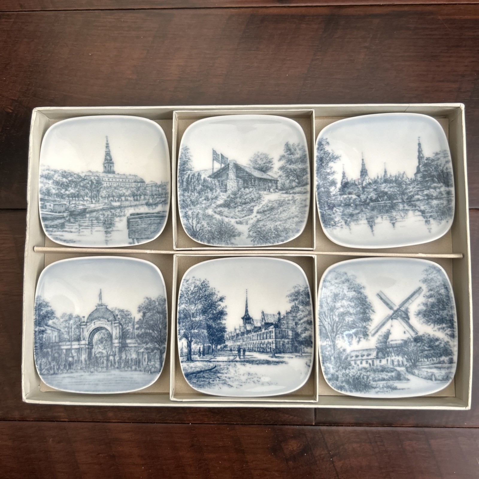 6 Vintage Bing & Grondahl Mini Plates Kjeld Bonfils Blue + White Denmark Art 🔥 6 Vintage Bing & Grondahl Mini Plates Kjeld Bonfils Blue + White Denmark Art 🔥