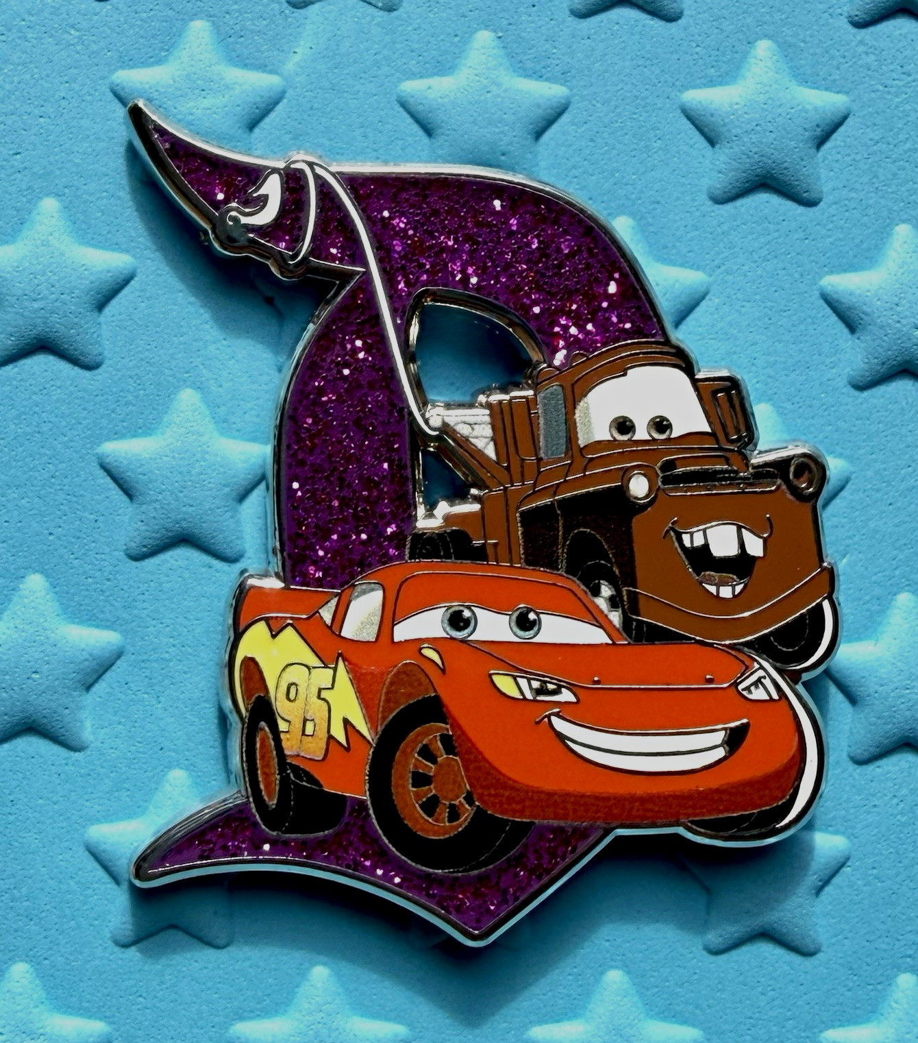 Disney Cars Lightning McQueen and Mater Storylane Co Disneyland D Pin Disney Cars Lightning McQueen and Mater Storylane Co Disneyland D Pin