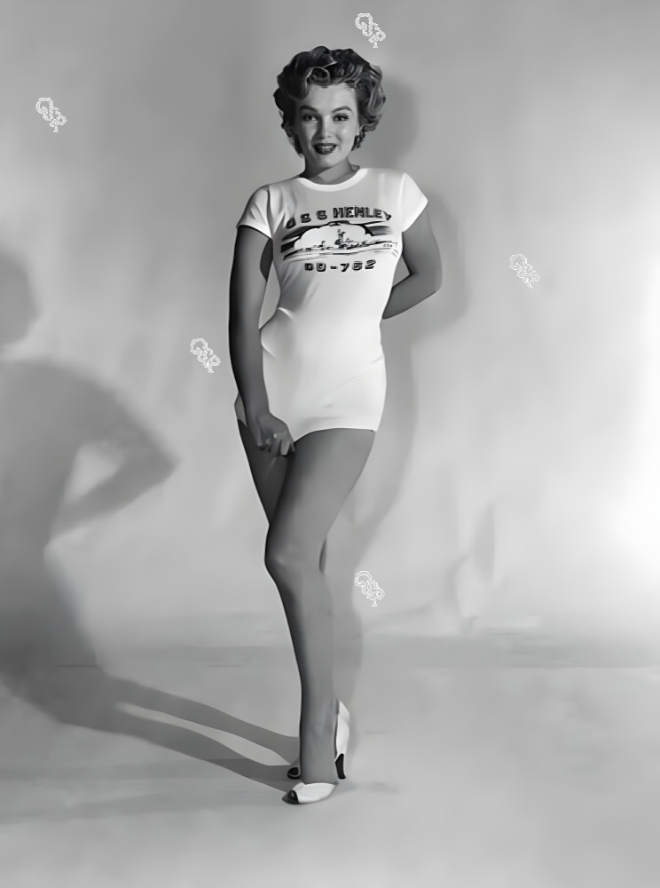 MARILYN MONROE - 8.5\