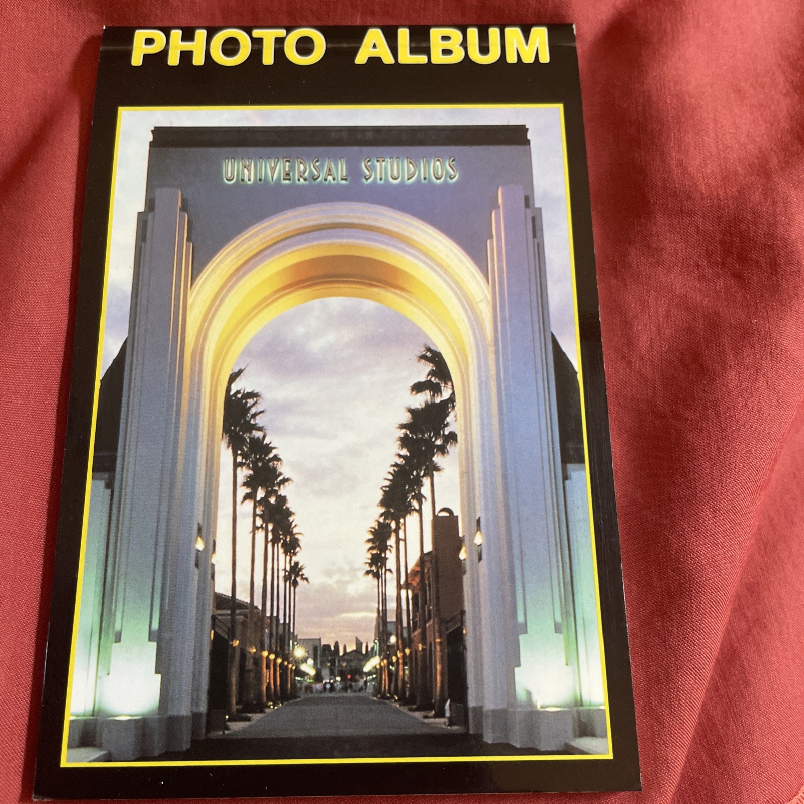 Vintage 1993 Universal Photo Album