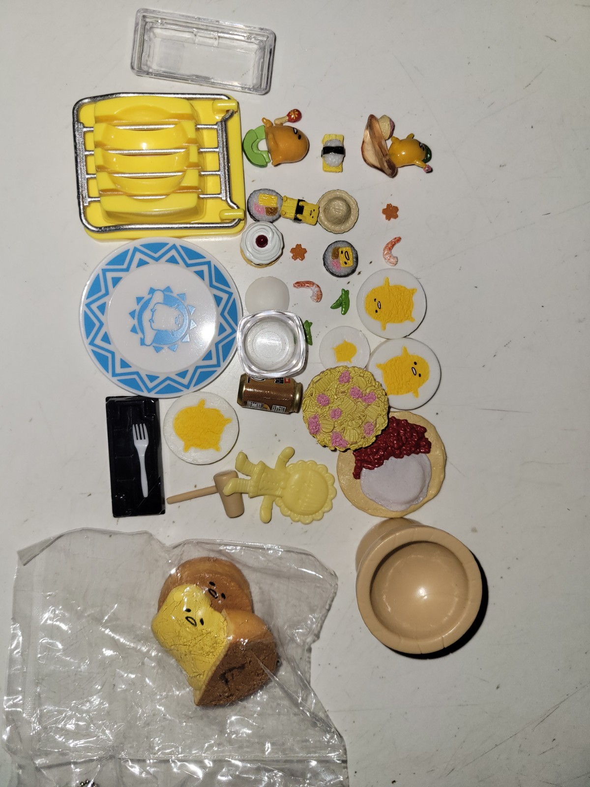 Collectible - Sanrio Gudetama, the Lazy Egg Mini Figures Set