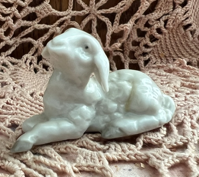 LLADRO 5750 Little Lamb Retired Mint Condition No Box RARE L@@K LLADRO 5750 Little Lamb Retired Mint Condition No Box RARE L@@K
