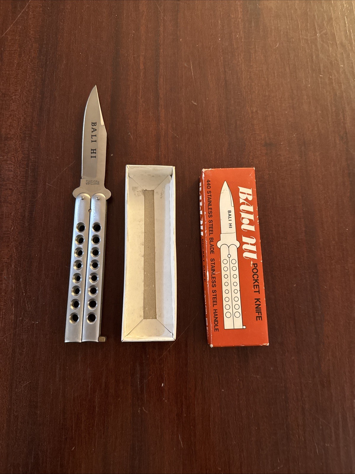 Vintage Knive SS Butterfly training Bali/Valor Brass T Latch 562 440 SS
