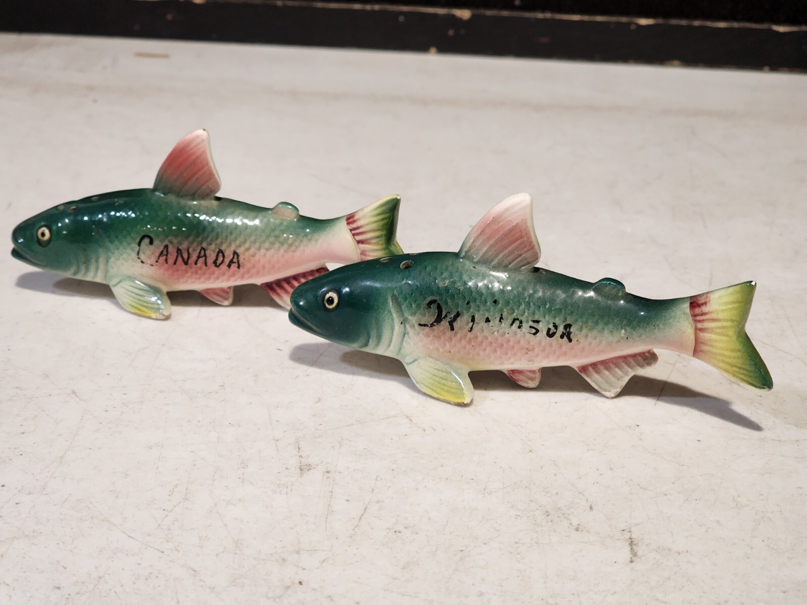 Vintage Pink Green Fish Salt and Pepper Shakers SOUVENIR OF WINDSOR CANADA
