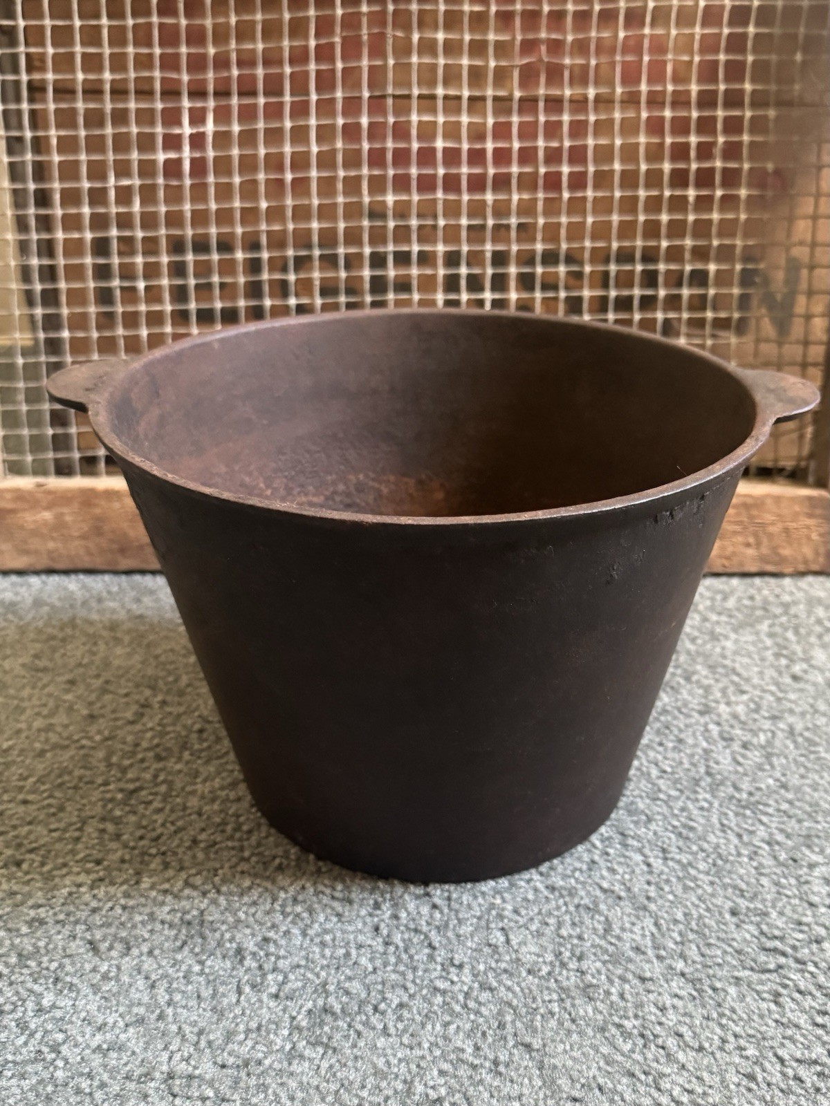 Antique 19th Century Cast Iron Bean Pot Kettle Cauldron Primitive Farmhouse