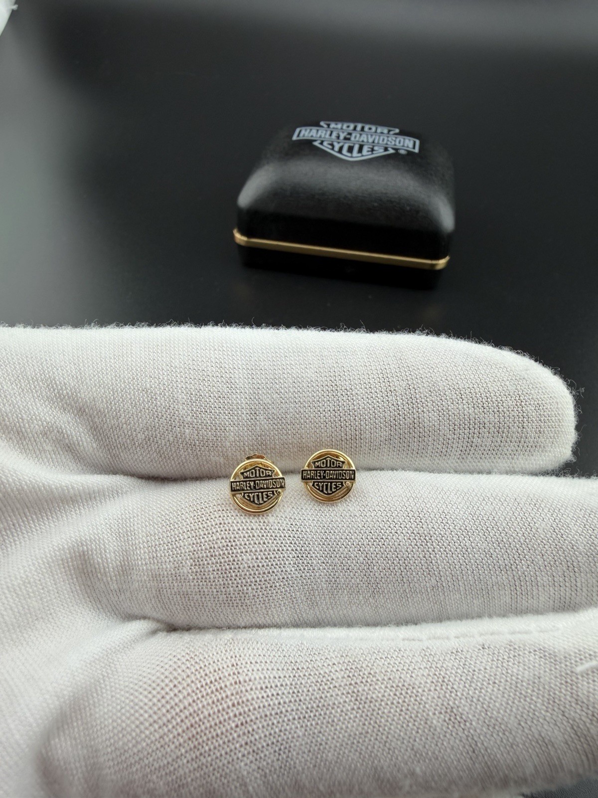 Harley Davidson Stamper 10kt Yellow Gold Small Bar & Shield Logo Stud Earrings