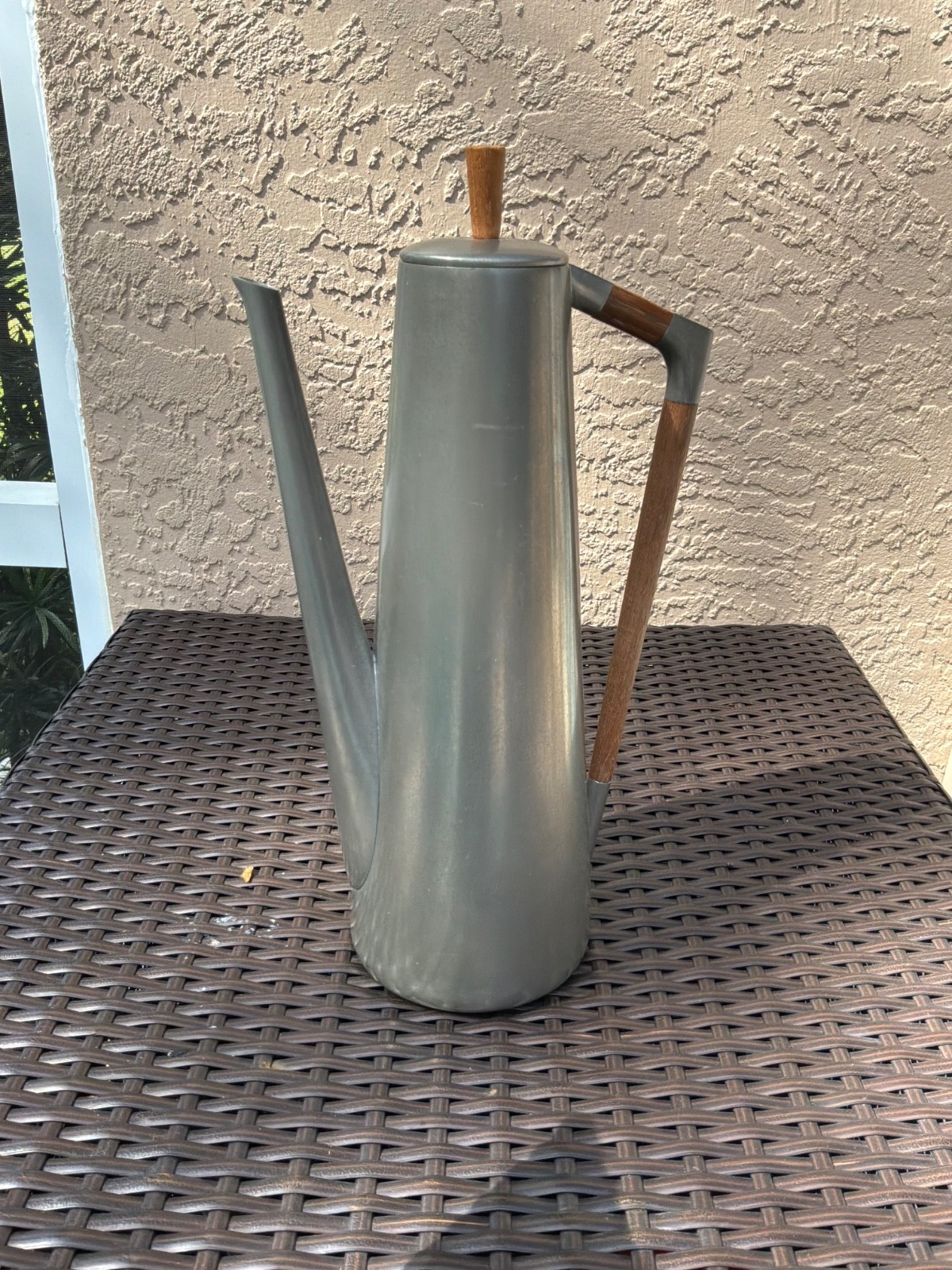 MCM Royal Holland KMD Daalderop Coffee Pot Pewter & Teak Dutch Coffee Server MCM Royal Holland KMD Daalderop Coffee Pot Pewter & Teak Dutch Coffee Server