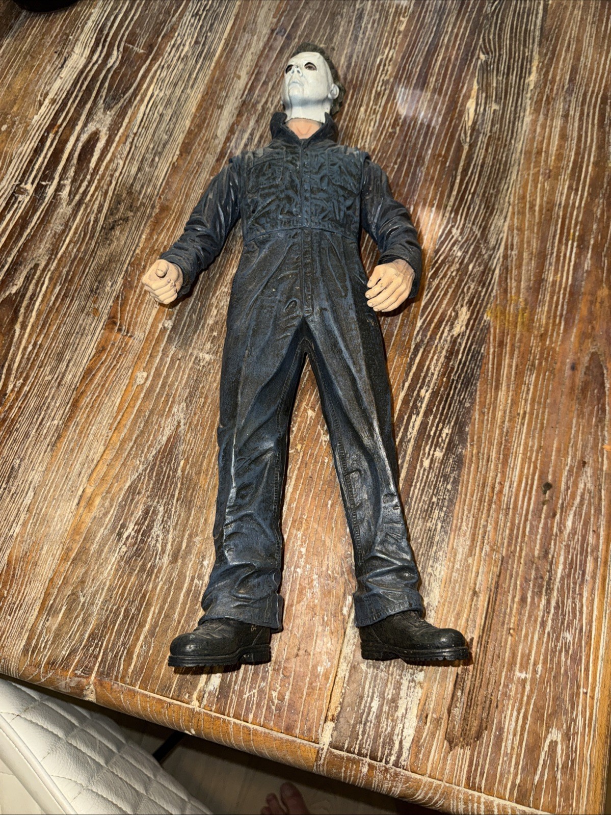 Neca Michael Myers 18 inch figure Motion Activated Sound, Absolute Mint SRA