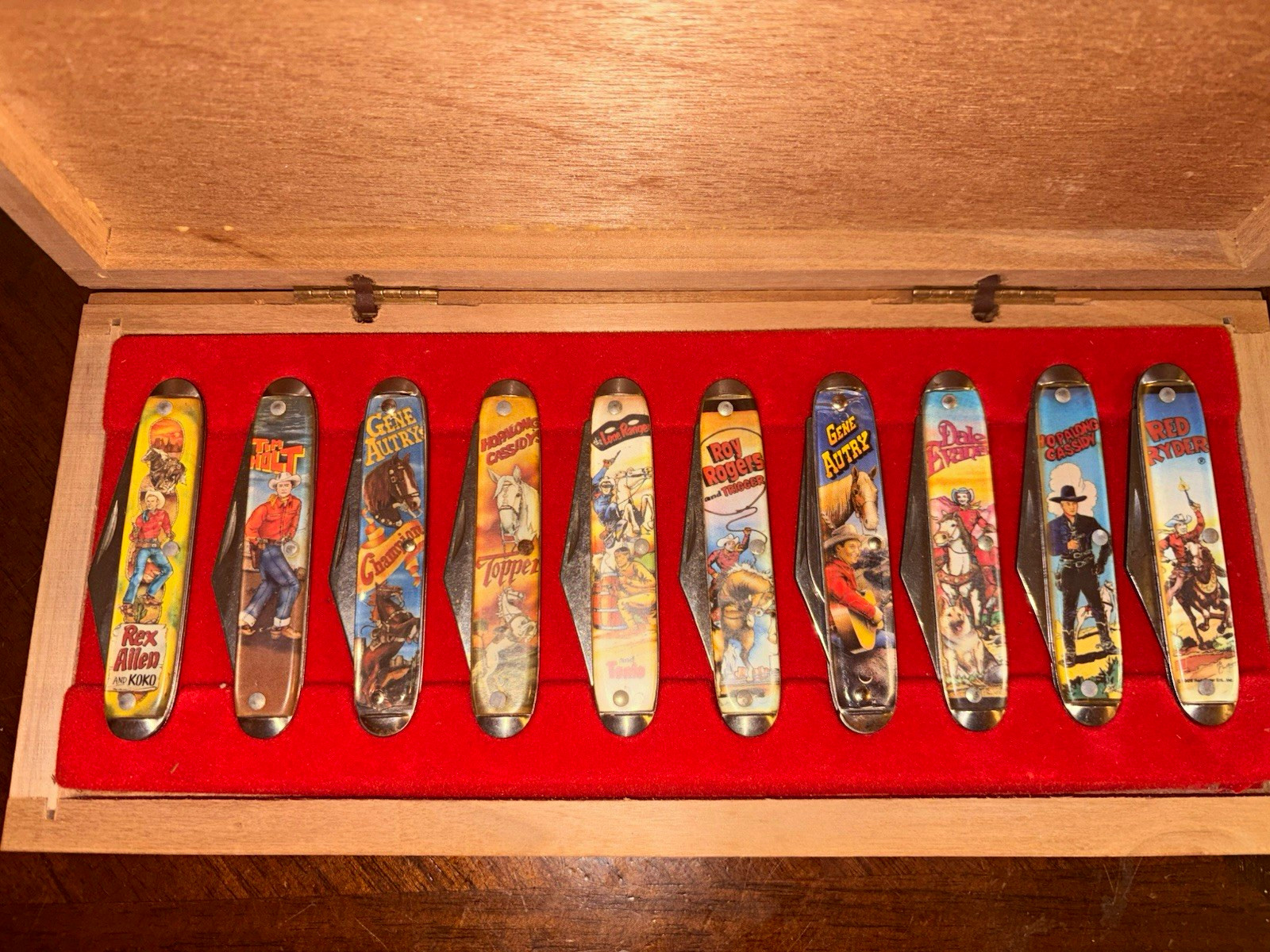 Western Vintage 1990 10pc Pocketknife Set w/ Box Stainless Clip Point Slipjoint