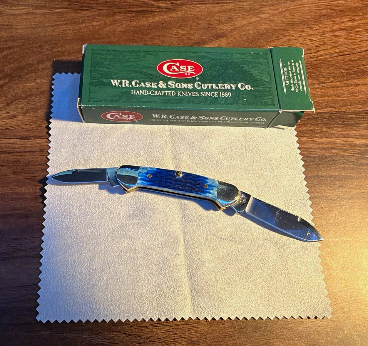 Case XX Trapper Blue Bone 2-Blade Slipjoint Pocketknife Stainless 1999 Box