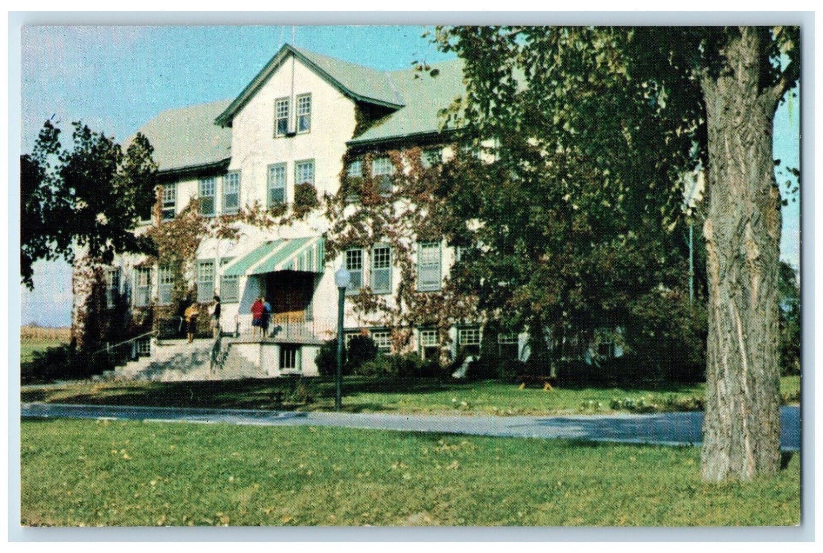 c1950's Administration Building Kingsway College Oshawa Canada Postcard c1950's Administration Building Kingsway College Oshawa Canada Postcard