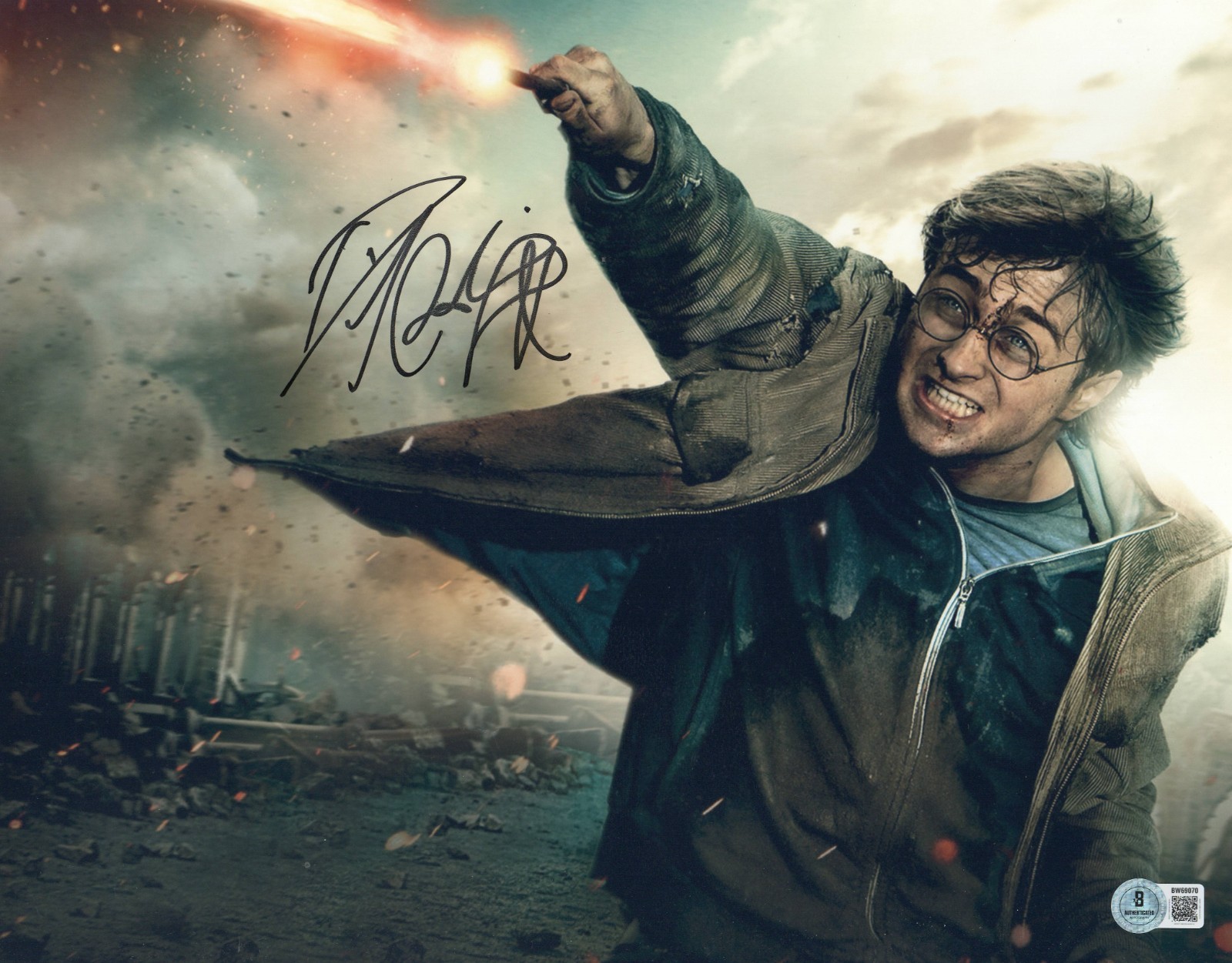 Daniel Radcliffe Signed Autgraph  Harry Potter 11x14 Photo BAS Beckett
