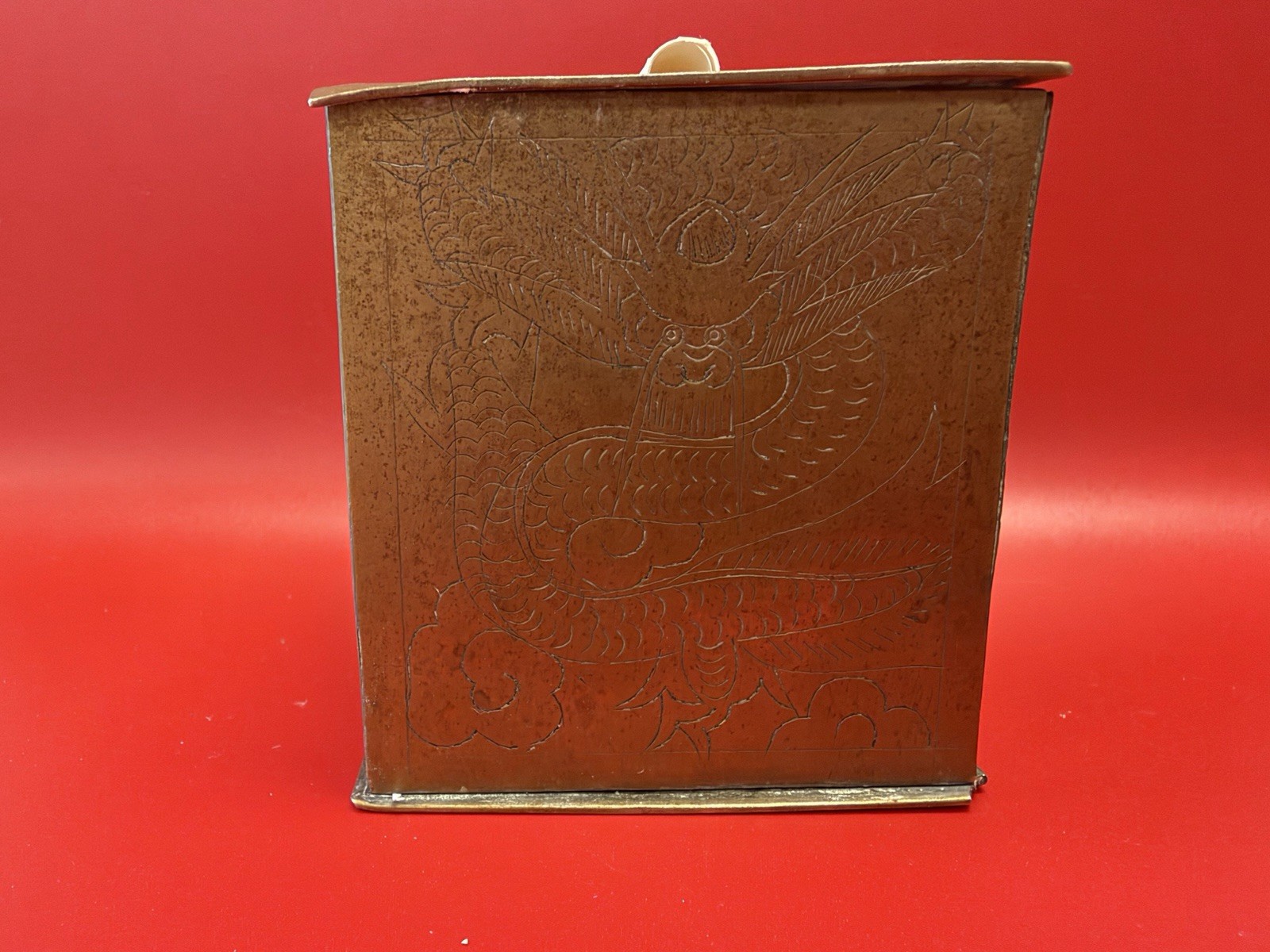Vintage Etched Brass Cigarette Box Oriental Style Etchings MCM Vintage Etched Brass Cigarette Box Oriental Style Etchings MCM
