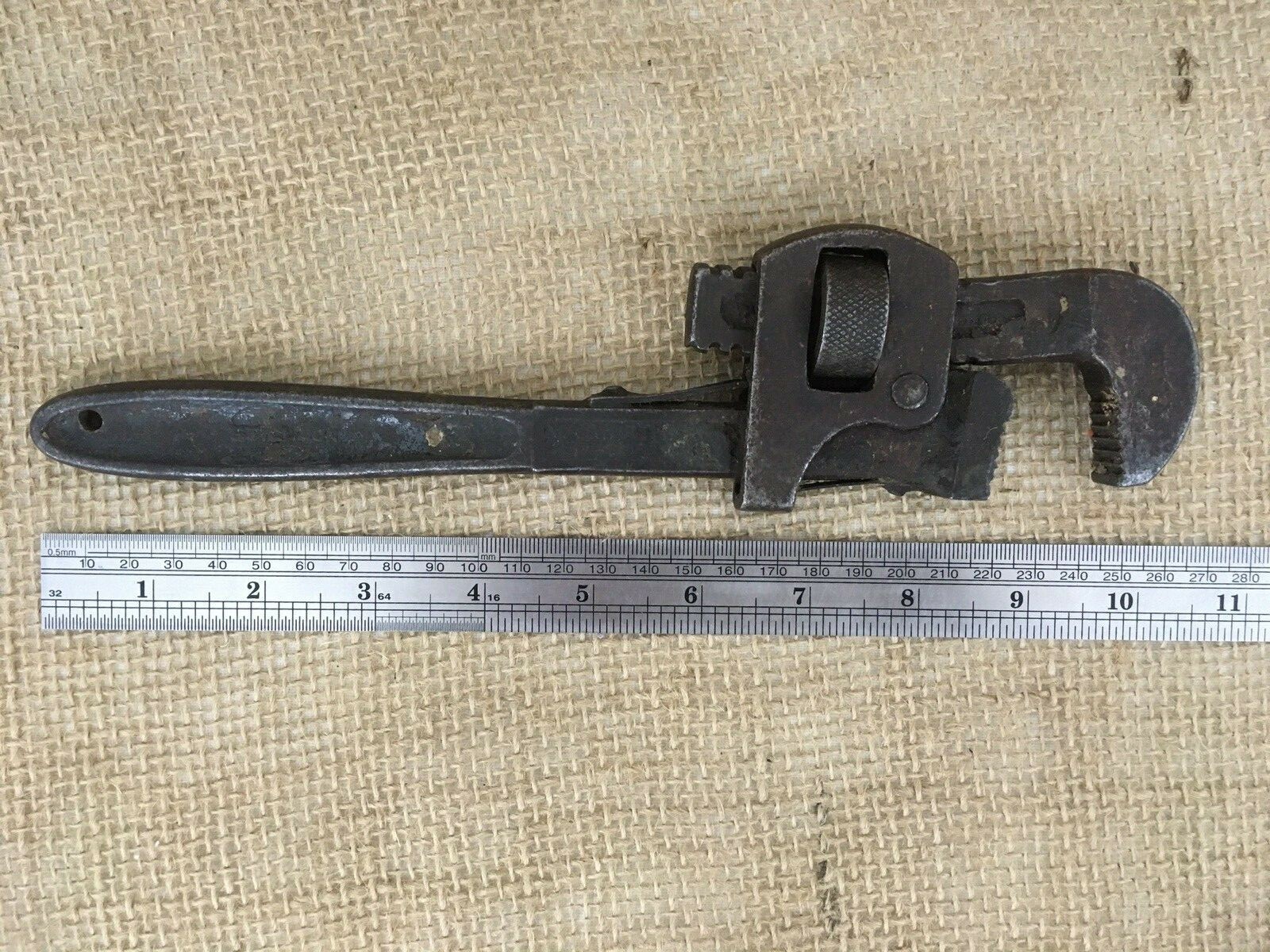 Antique Walworth Adjustable Pipe Wrench Antique Walworth Adjustable Pipe Wrench