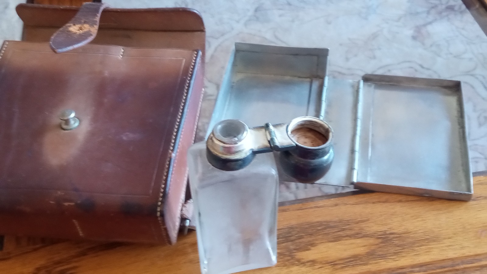 Sandwich Box & Flask w/ English Bridle Leather Case Made In England 