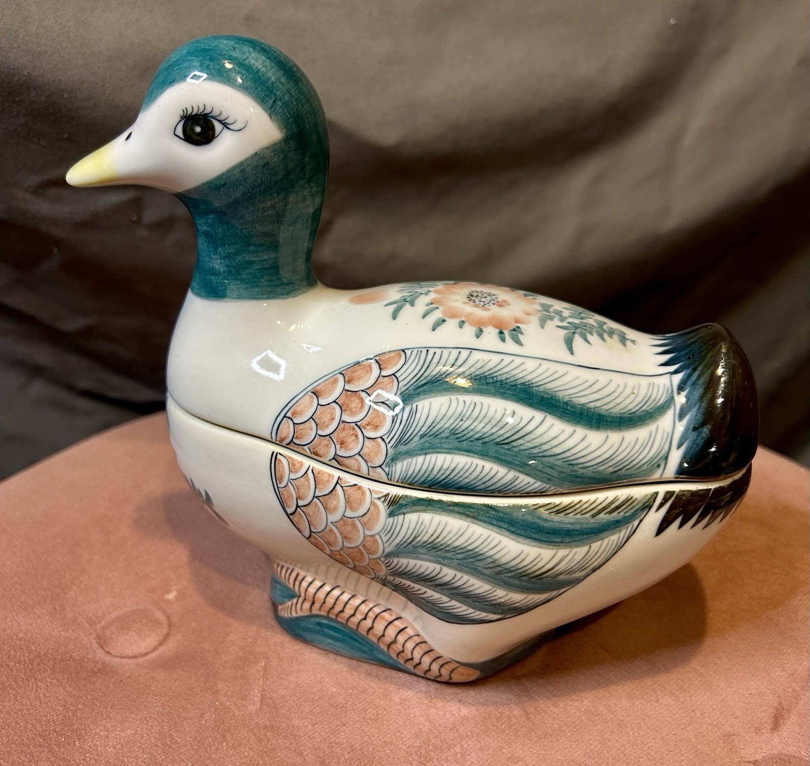 Vintage Hand Painted Porcelain Duck Trinket Dish Lidded Box Chinoiserie