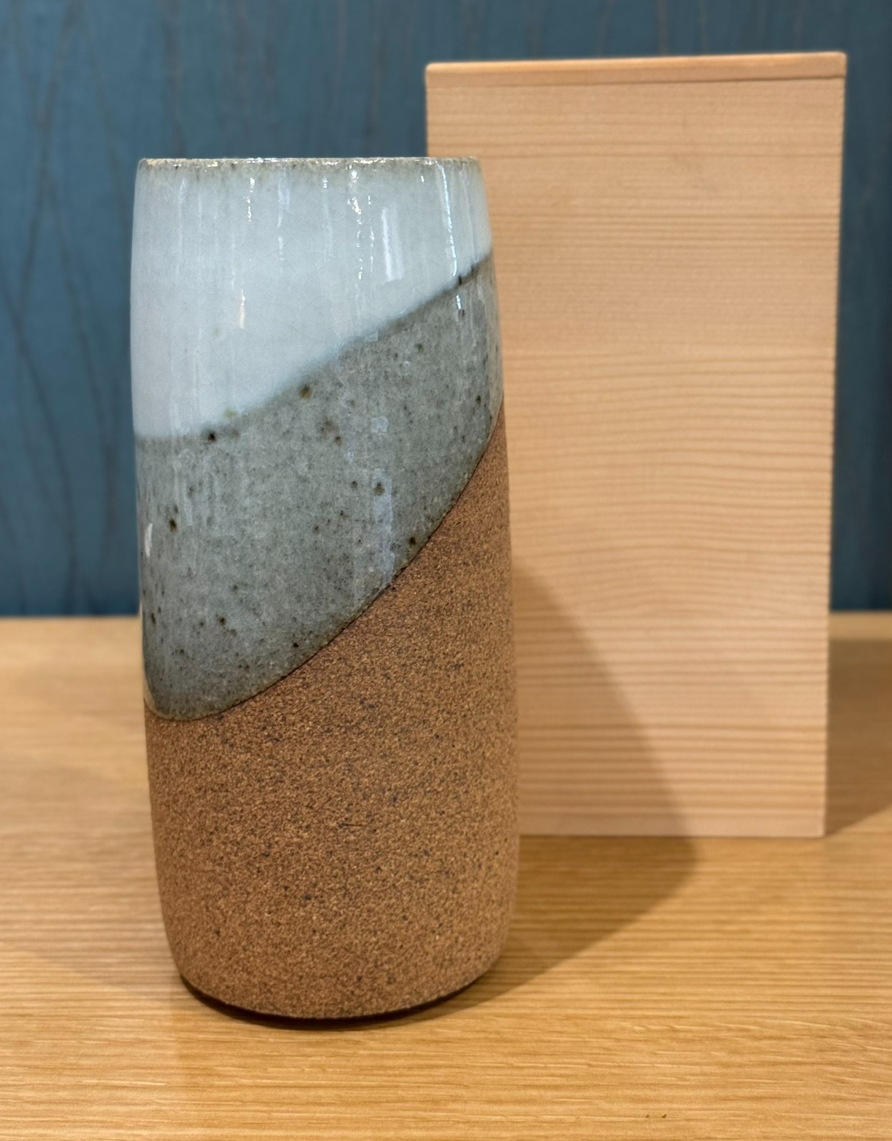 White Semi-Glazed Flower Vase – Japanese Ceramic – Made in Japan White Semi-Glazed Flower Vase – Japanese Ceramic – Made in Japan