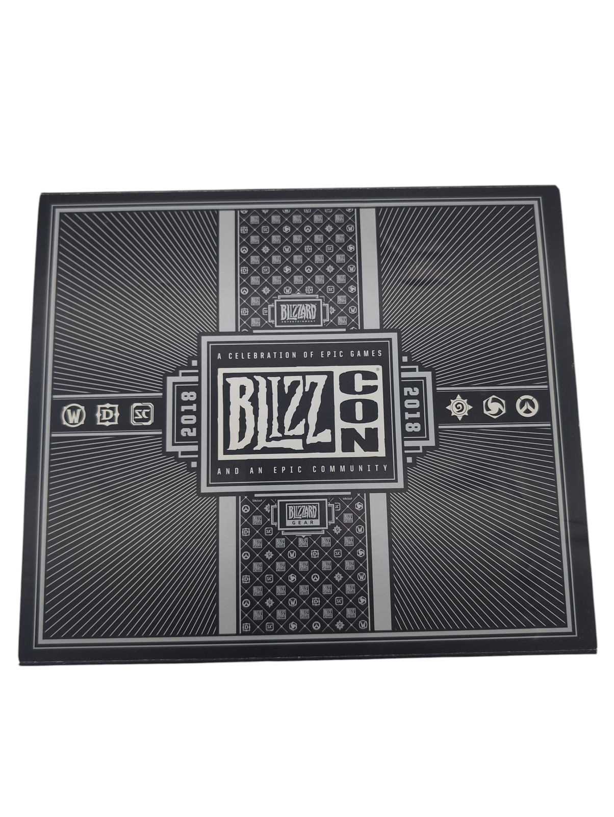 BlizzCon 2018 Collector's Box Blizzard Gear Set Overwatch Diablo StarCraft WoW N