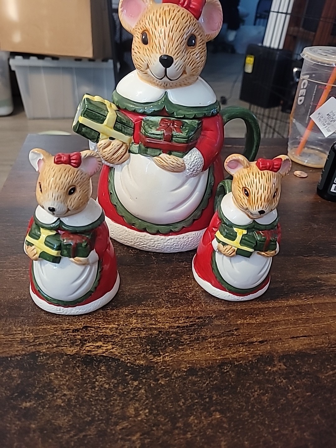 Mrs Christmas Mother Mouse Tea Set TEAPOT Sugar Bowl Creamer  QVC 