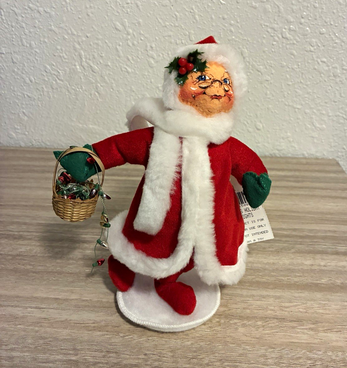 Annalee Mrs. Holiday Lights Mrs. Claus 7