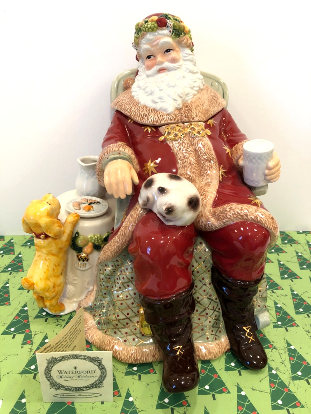 Waterford Holiday Heirlooms St. Nicholas with Dog and Cat Cookie Jar, New in Box Waterford Holiday Heirlooms St. Nicholas with Dog and Cat Cookie Jar, New in Box