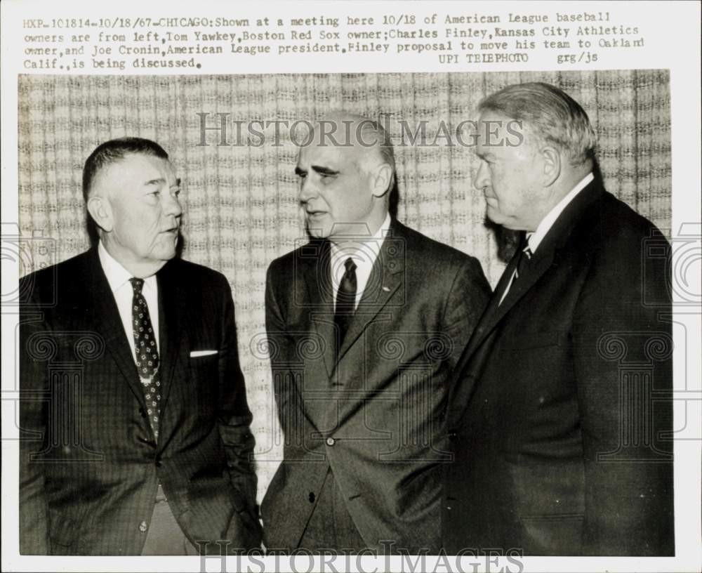 1967 Press Photo Charles Finley and American League officials meet in Chicago 1967 Press Photo Charles Finley and American League officials meet in Chicago