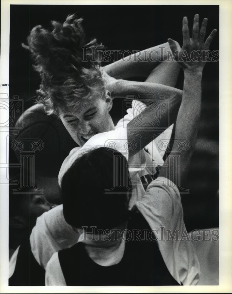 1991 Press Photo Heidi Burge in Women's Basketball Tournament, New Orleans 1991 Press Photo Heidi Burge in Women's Basketball Tournament, New Orleans