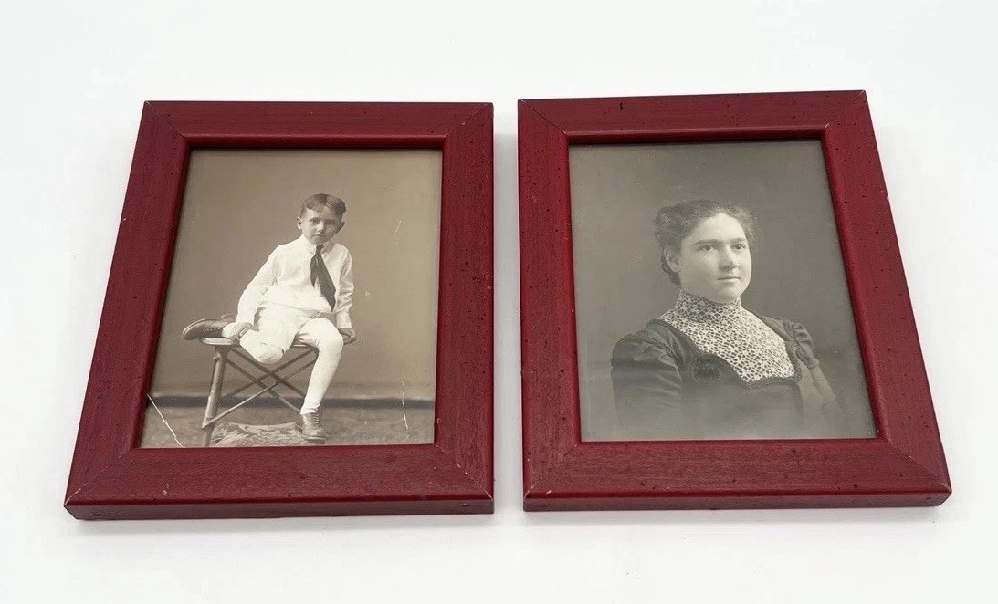 Antique 1900 Framed Portrait Photos Xmas Gift Salem Oxblood Red Frames Named