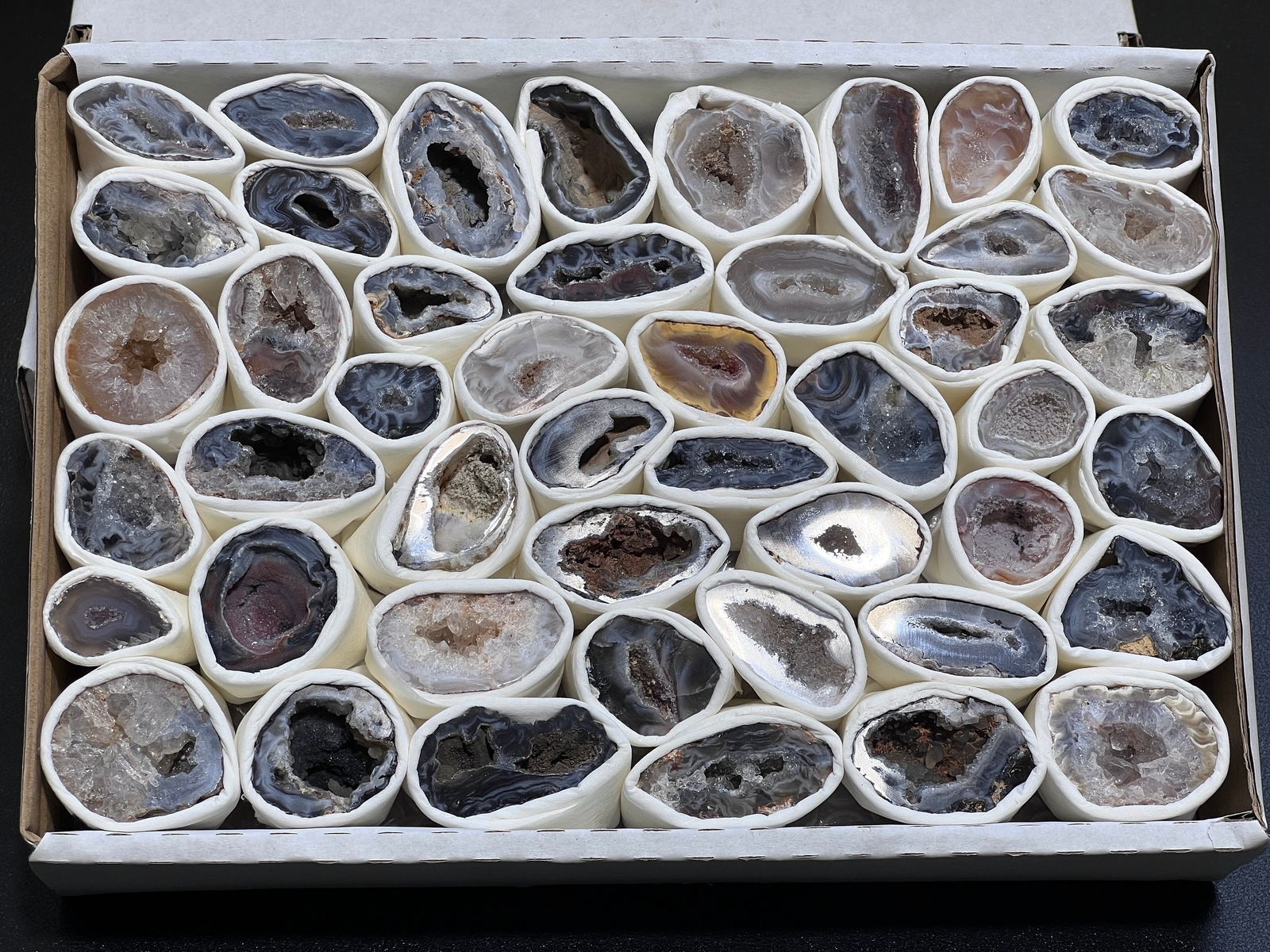 Oco Geode Cut Crystals (Avg 3.5 LBs) Box Flat Bulk Wholesale Lot Rough Raw Stone