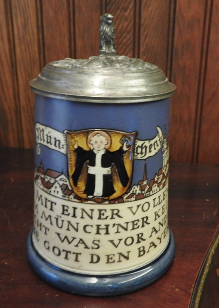 Mettlach #2002 Munich half liter stein Mettlach #2002 Munich half liter stein